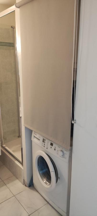 Appartement T2 Climatise Dans Residence Calme Cavalaire-sur-Mer Bagian luar foto